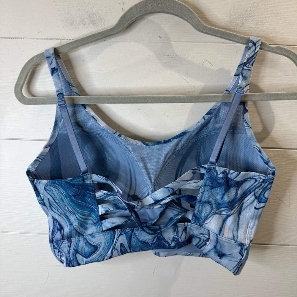 Victoria's Secret On Point NWOT Marble Alegro Sports Bra Size 32DD - Picture 4 of 7
